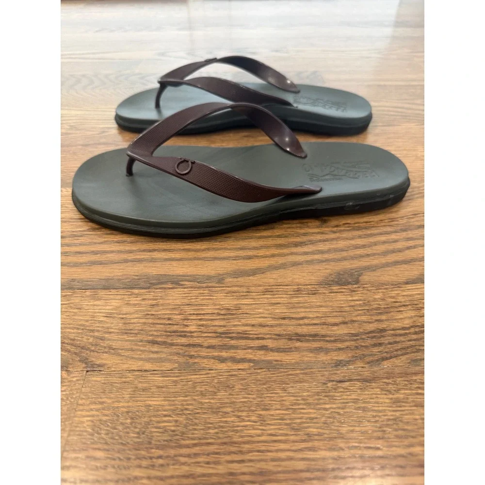 Salvatore Ferragamo Mens Gancini Rubber Flip Flop Sandals Green Brown Italy